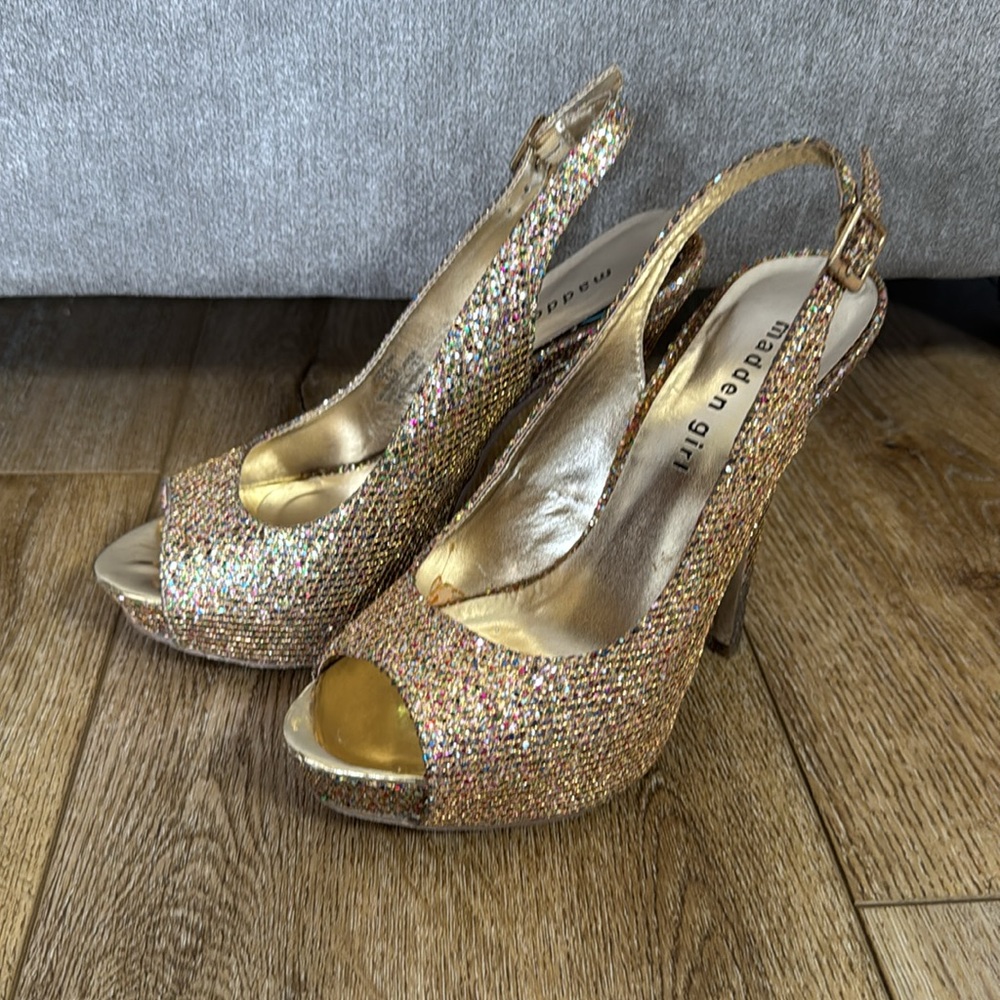 Madden Girl Jassperr Gold Multi Women's Glitter Peep Toe Heels Sz 7 1/2